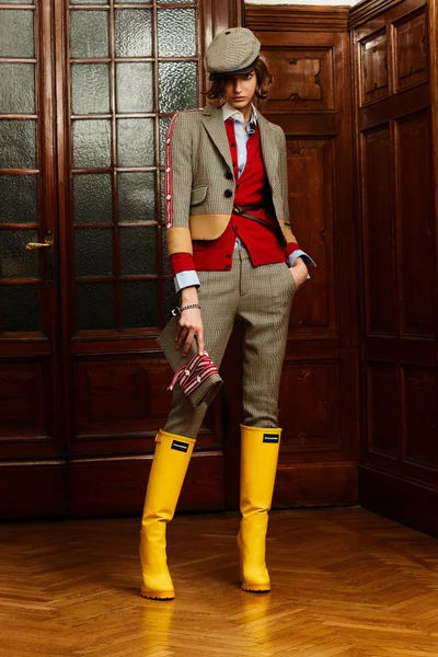 Look 27